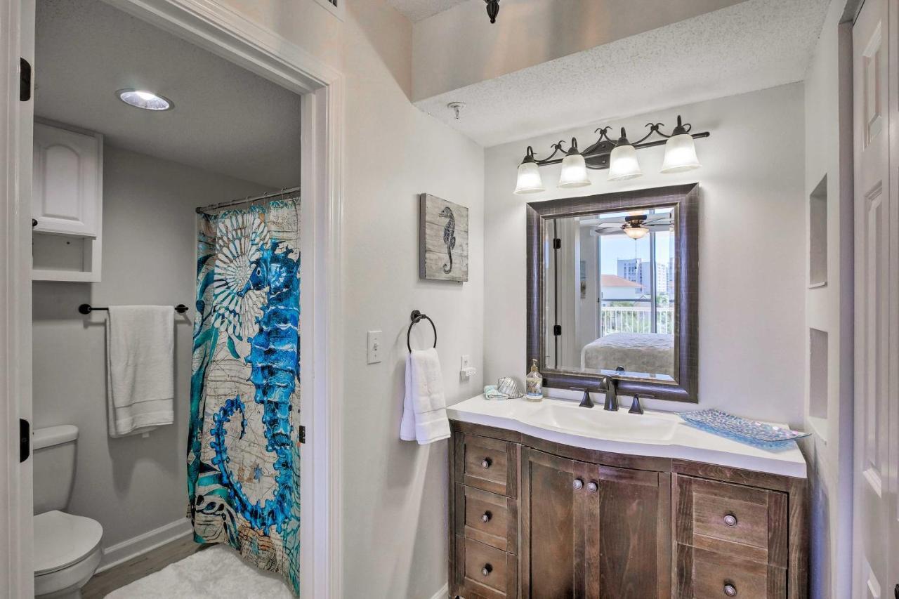 Snowbirds Retreat Walkable Destin Condo With View! Exterior photo